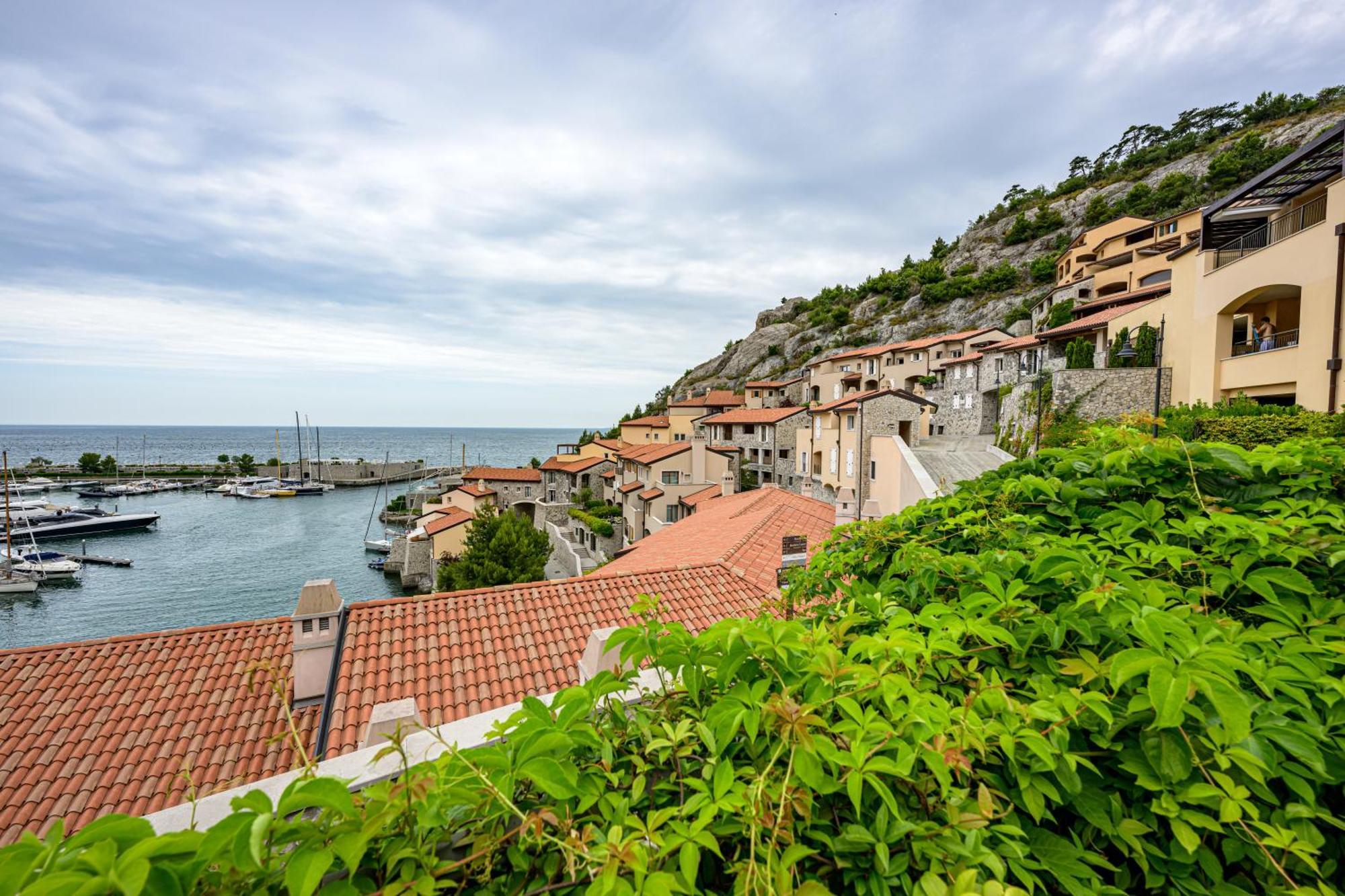 Portopiccolo Apartments With Garden And Beach Included Sistiana Exterior photo
