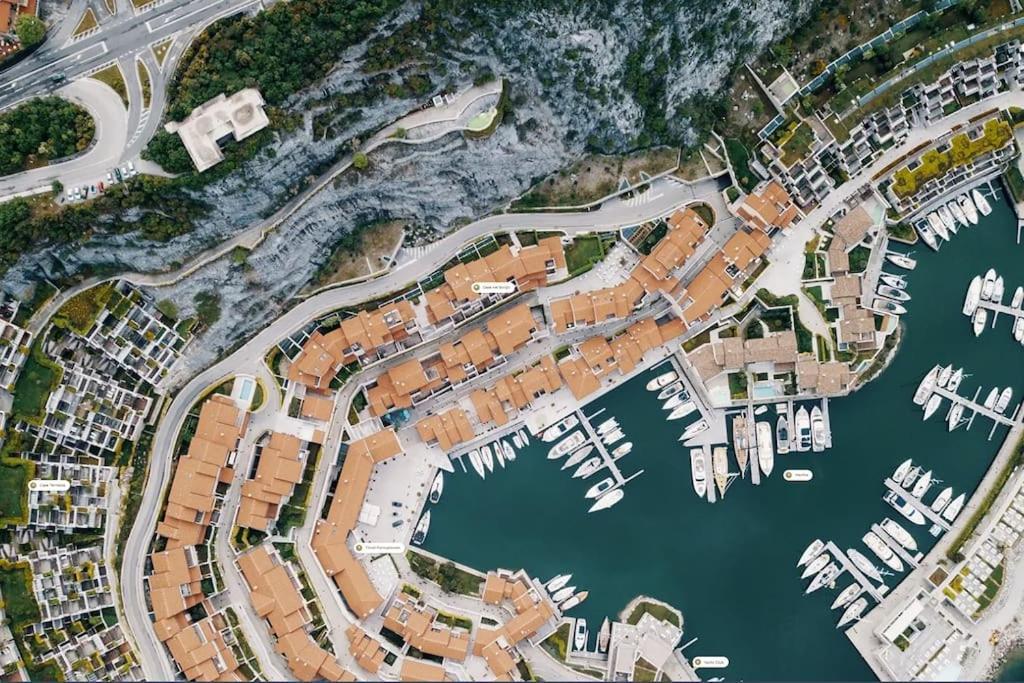Portopiccolo Apartments With Garden And Beach Included Sistiana Exterior photo